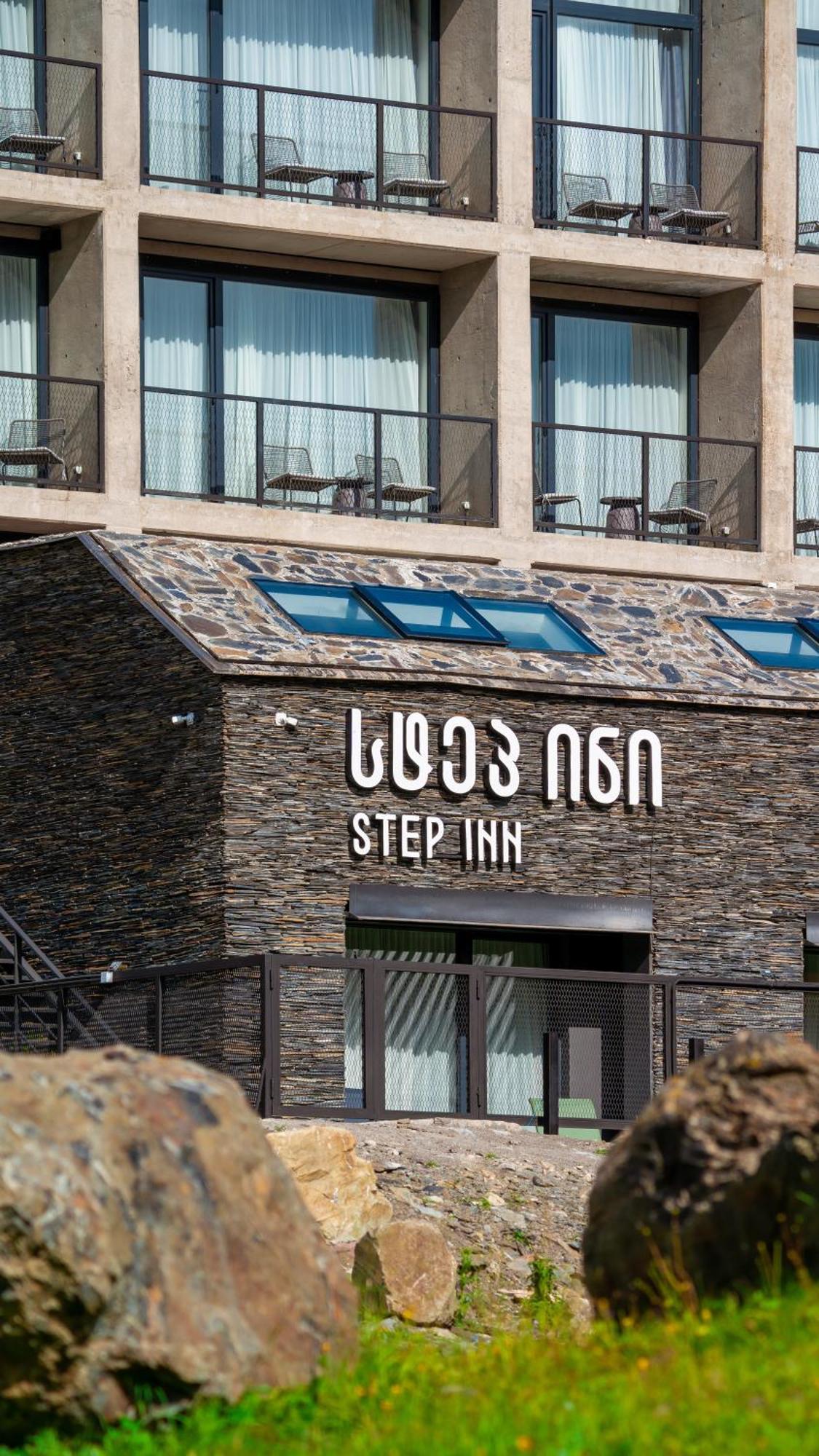 Step Inn - Kazbegi Exterior photo